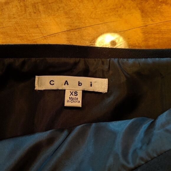CAbi #926 Swathe Skirt in Black Mini - Picture 4 of 5